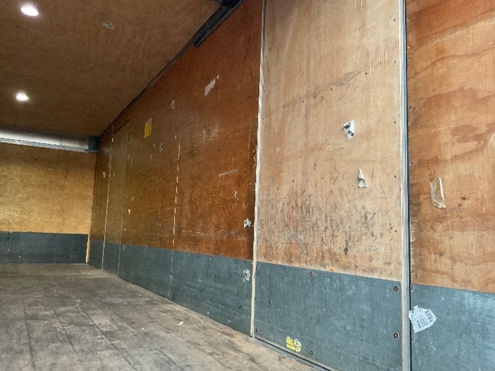 Medium Duty Box Truck-Light and Medium Duty Trucks-Freightliner-2019-M2-Norton-MA-154,618\n\t\tmiles-$ 57,000 - Image 11