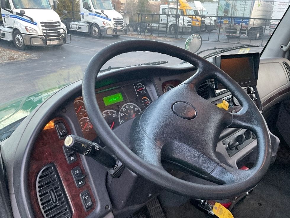 Medium Duty Box Truck-Light and Medium Duty Trucks-Freightliner-2019-M2-Norton-MA-154,618\n\t\tmiles-$ 57,000 - Image 16