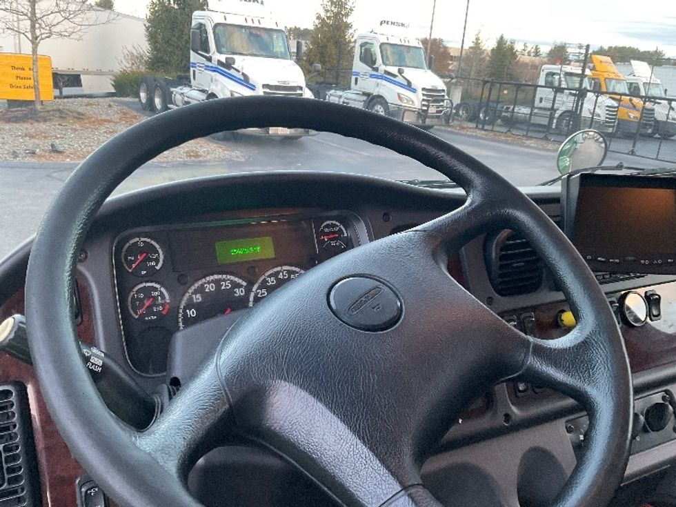 Medium Duty Box Truck-Light and Medium Duty Trucks-Freightliner-2019-M2-Norton-MA-154,618\n\t\tmiles-$ 57,000 - Image 17