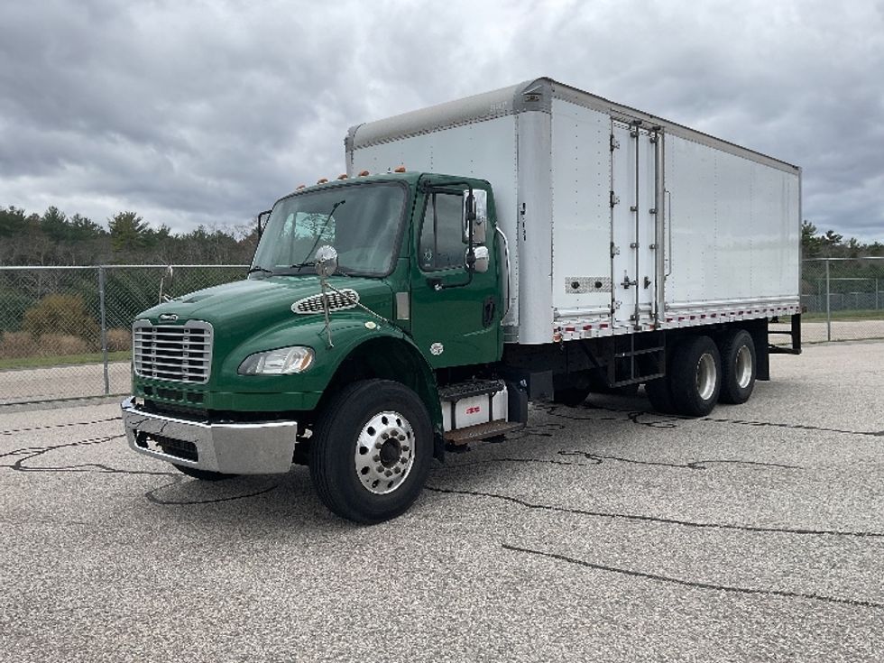 Medium Duty Box Truck-Light and Medium Duty Trucks-Freightliner-2019-M2-Norton-MA-154,766\n\t\tmiles-$ 57,000 - Image 3