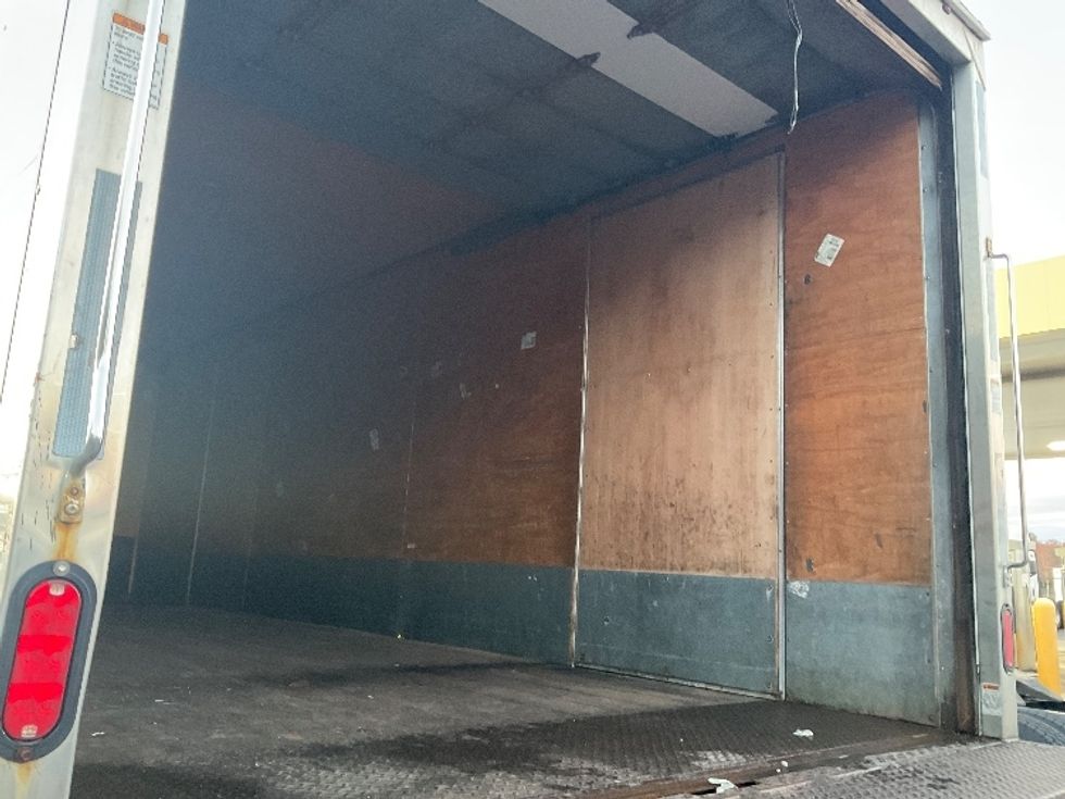 Medium Duty Box Truck-Light and Medium Duty Trucks-Freightliner-2019-M2-Norton-MA-154,889\n\t\tmiles-$ 56,750 - Image 12