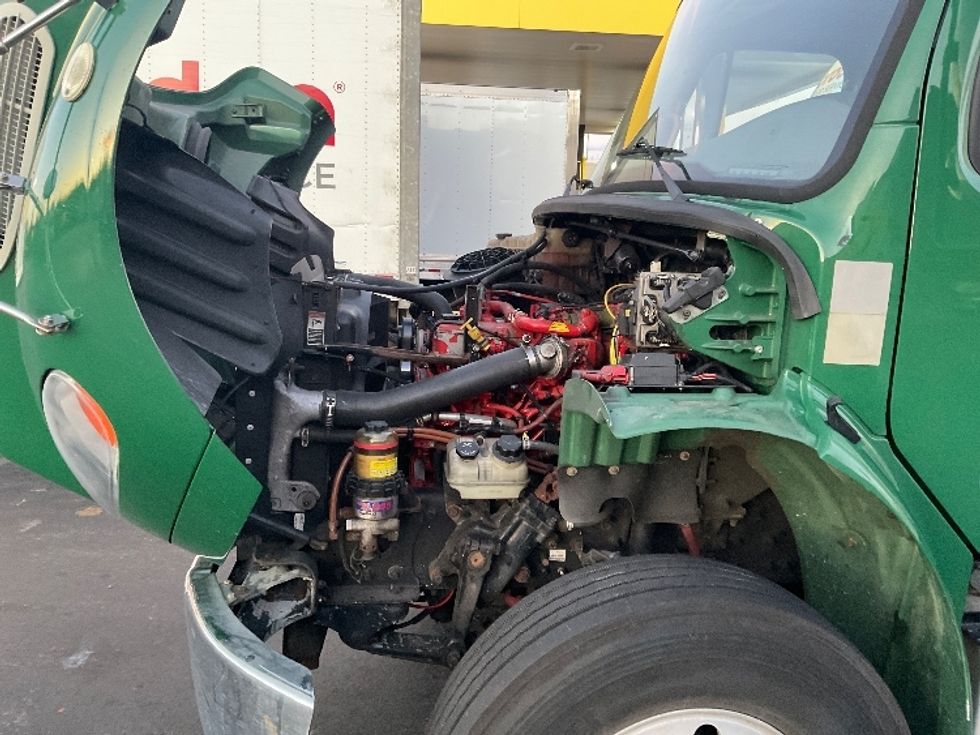 Medium Duty Box Truck-Light and Medium Duty Trucks-Freightliner-2019-M2-Norton-MA-154,889\n\t\tmiles-$ 56,750 - Image 24