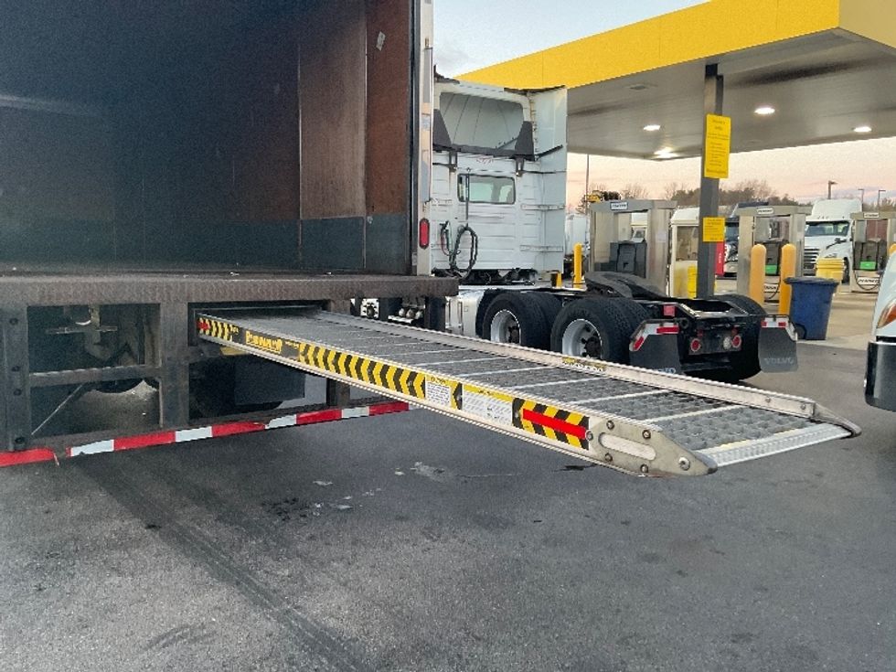 Medium Duty Box Truck-Light and Medium Duty Trucks-Freightliner-2019-M2-Norton-MA-154,889\n\t\tmiles-$ 56,750 - Image 9