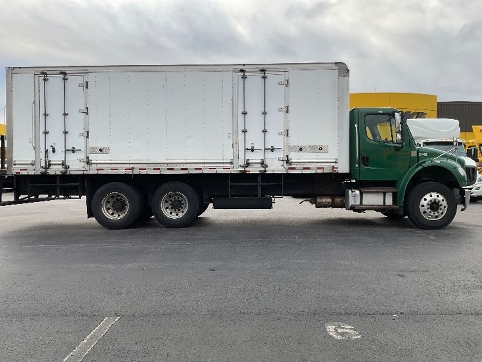 Medium Duty Box Truck-Light and Medium Duty Trucks-Freightliner-2019-M2-Norton-MA-154,896\n\t\tmiles-$ 56,750 - Image 15