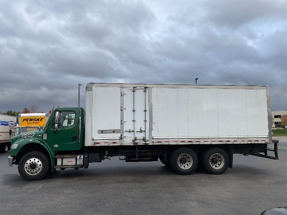 Medium Duty Box Truck-Light and Medium Duty Trucks-Freightliner-2019-M2-Norton-MA-154,896\n\t\tmiles-$ 56,750 - Image 4