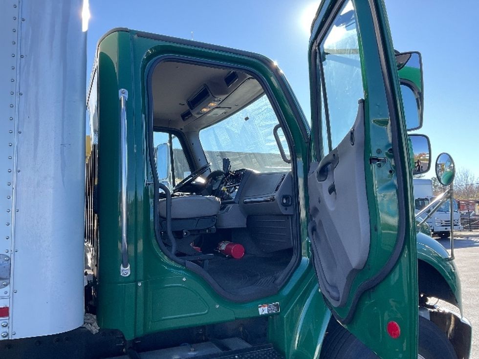 Medium Duty Box Truck-Light and Medium Duty Trucks-Freightliner-2019-M2-Norton-MA-156,019\n\t\tmiles-$ 56,750 - Image 17
