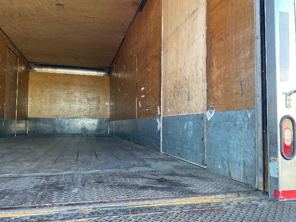 Medium Duty Box Truck-Light and Medium Duty Trucks-Freightliner-2019-M2-Norton-MA-156,019\n\t\tmiles-$ 56,750 - Image 24