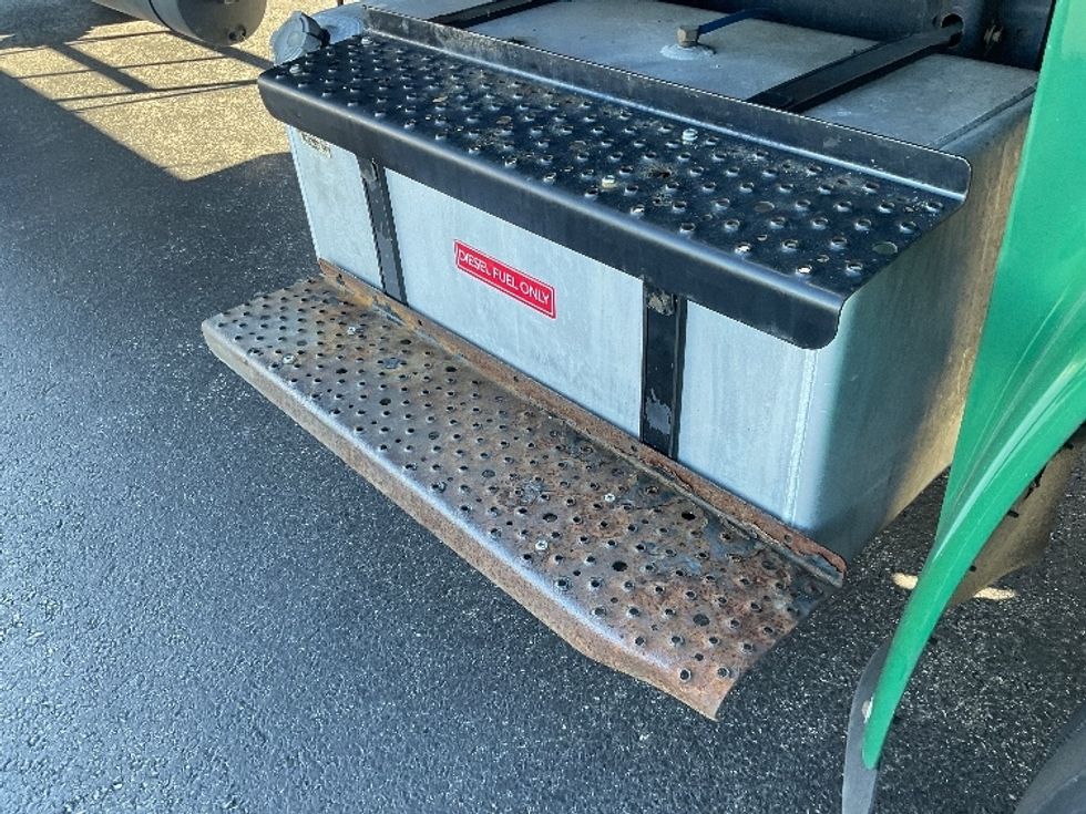 Medium Duty Box Truck-Light and Medium Duty Trucks-Freightliner-2019-M2-Norton-MA-156,019\n\t\tmiles-$ 56,750 - Image 28