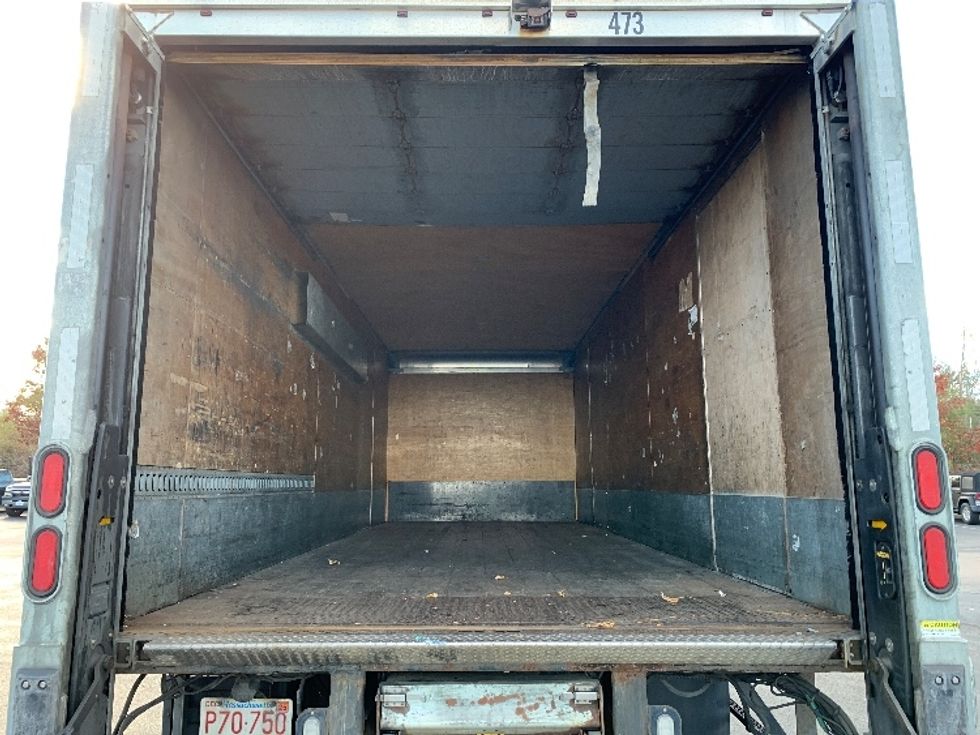 Medium Duty Box Truck-Light and Medium Duty Trucks-Freightliner-2019-M2-Norton-MA-157,126\n\t\tmiles-$ 59,250 - Image 8