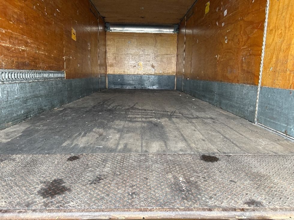 Medium Duty Box Truck-Light and Medium Duty Trucks-Freightliner-2019-M2-Norton-MA-159,497\n\t\tmiles-$ 59,000 - Image 10