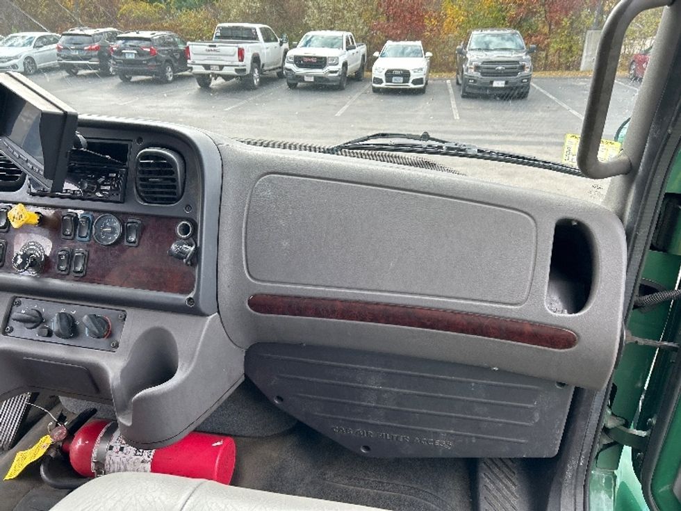 Medium Duty Box Truck-Light and Medium Duty Trucks-Freightliner-2019-M2-Norton-MA-159,497\n\t\tmiles-$ 59,000 - Image 21