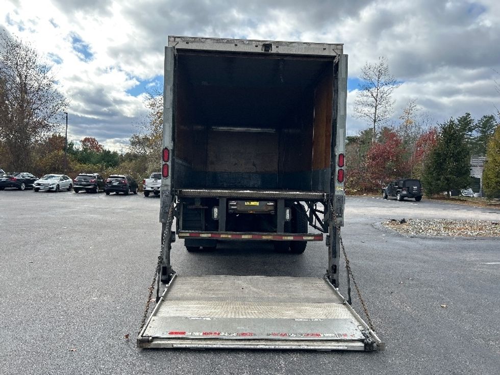 Medium Duty Box Truck-Light and Medium Duty Trucks-Freightliner-2019-M2-Norton-MA-159,497\n\t\tmiles-$ 59,000 - Image 9