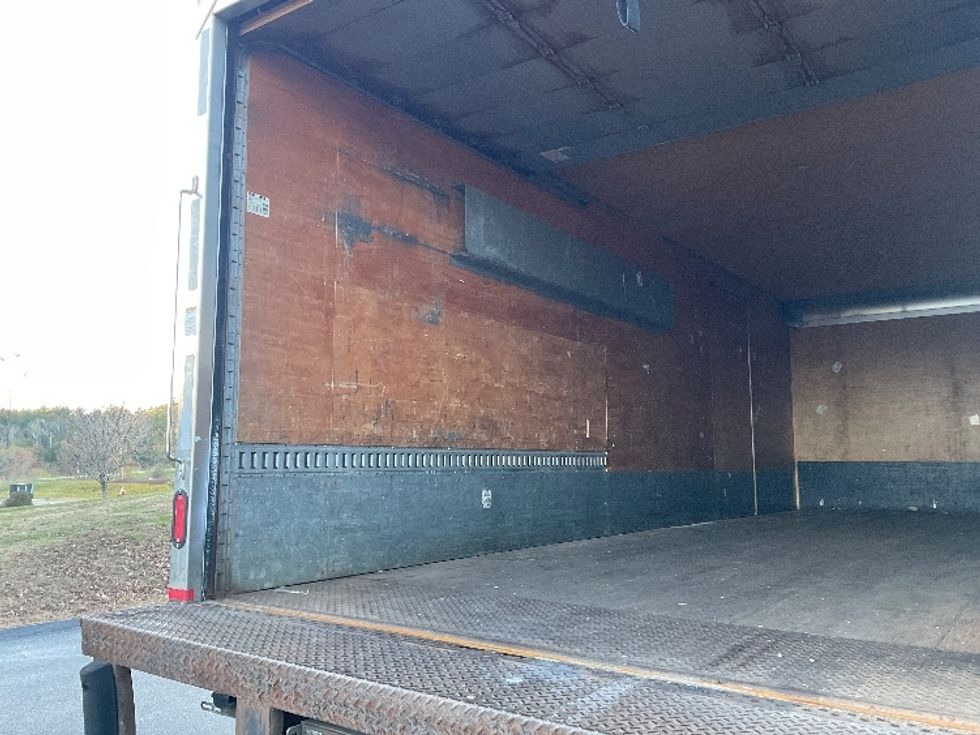 Medium Duty Box Truck-Light and Medium Duty Trucks-Freightliner-2019-M2-Norton-MA-161,281\n\t\tmiles-$ 56,000 - Image 11