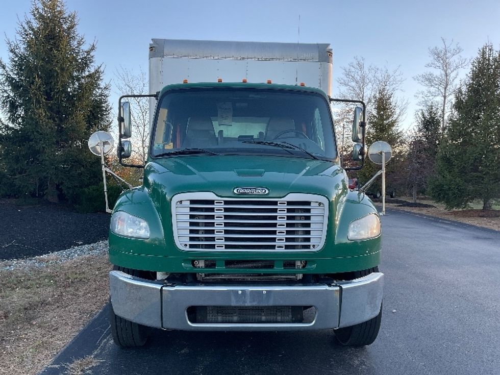Medium Duty Box Truck-Light and Medium Duty Trucks-Freightliner-2019-M2-Norton-MA-161,281\n\t\tmiles-$ 56,000 - Image 2