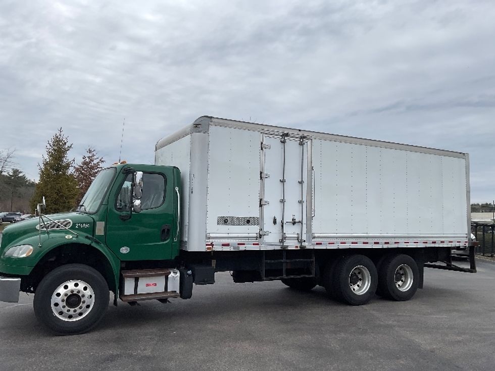 Medium Duty Box Truck-Light and Medium Duty Trucks-Freightliner-2019-M2-Norton-MA-161,419\n\t\tmiles-$ 56,000 - Image 4
