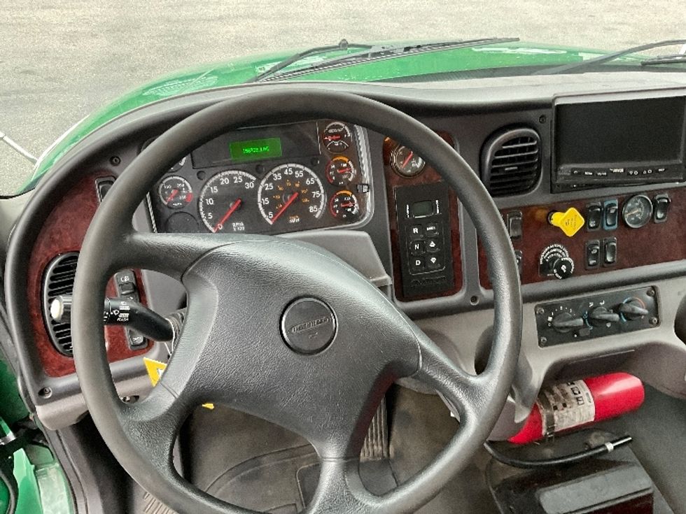 Medium Duty Box Truck-Light and Medium Duty Trucks-Freightliner-2019-M2-Norton-MA-162,483\n\t\tmiles-$ 55,750 - Image 18