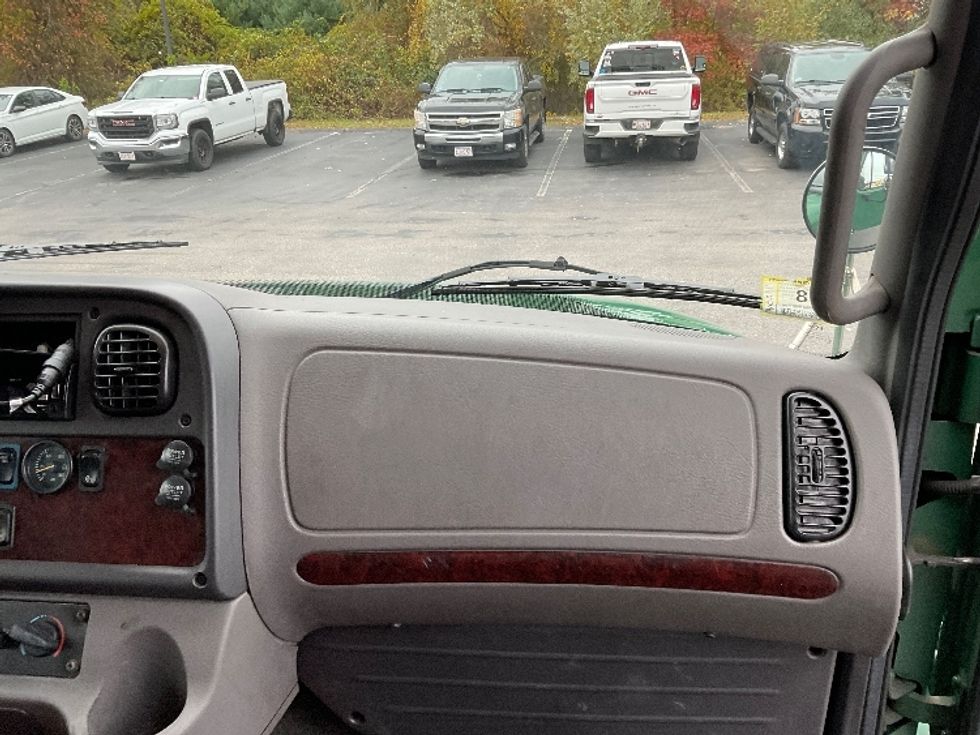 Medium Duty Box Truck-Light and Medium Duty Trucks-Freightliner-2019-M2-Norton-MA-162,483\n\t\tmiles-$ 55,750 - Image 21