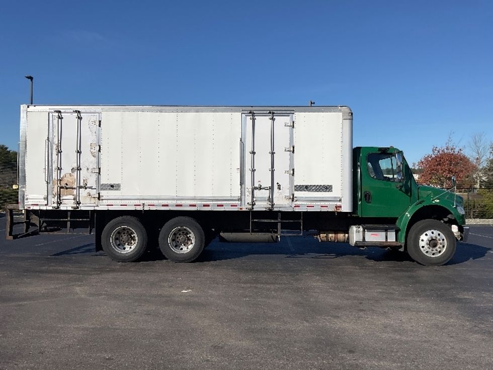 Medium Duty Box Truck-Light and Medium Duty Trucks-Freightliner-2019-M2-Norton-MA-163,986\n\t\tmiles-$ 55,500 - Image 15