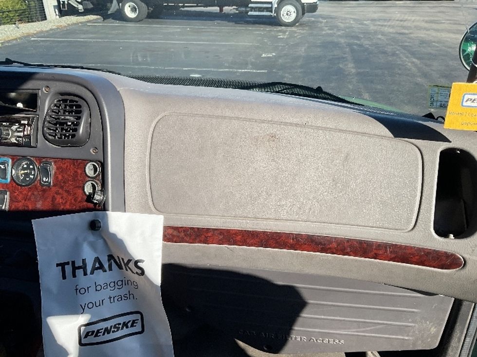 Medium Duty Box Truck-Light and Medium Duty Trucks-Freightliner-2019-M2-Norton-MA-163,986\n\t\tmiles-$ 55,500 - Image 21