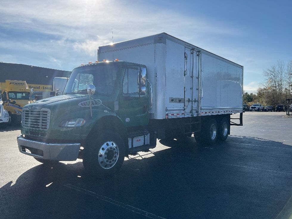 Medium Duty Box Truck-Light and Medium Duty Trucks-Freightliner-2019-M2-Norton-MA-163,986\n\t\tmiles-$ 55,500 - Image 3