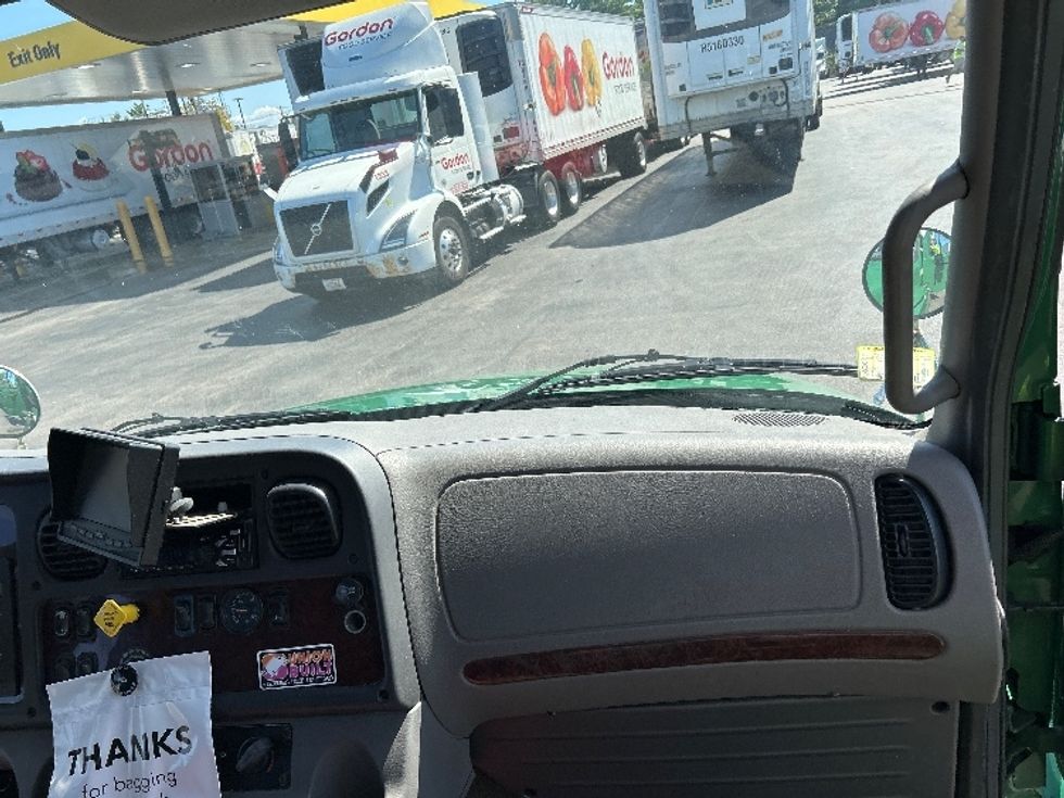 Medium Duty Box Truck-Light and Medium Duty Trucks-Freightliner-2019-M2-Norton-MA-170,231\n\t\tmiles-$ 31,000 - Image 21