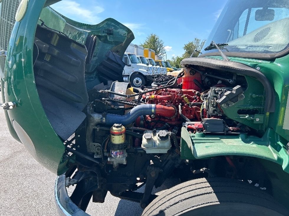 Medium Duty Box Truck-Light and Medium Duty Trucks-Freightliner-2019-M2-Norton-MA-170,231\n\t\tmiles-$ 31,000 - Image 24