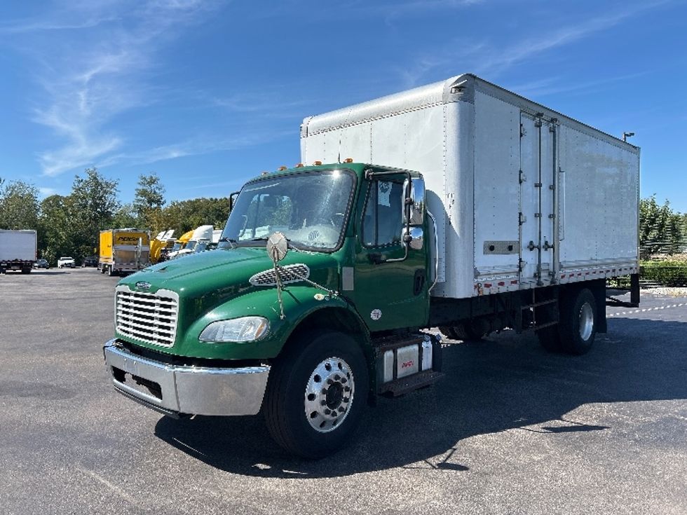 Medium Duty Box Truck-Light and Medium Duty Trucks-Freightliner-2019-M2-Norton-MA-170,231\n\t\tmiles-$ 31,000 - Image 3