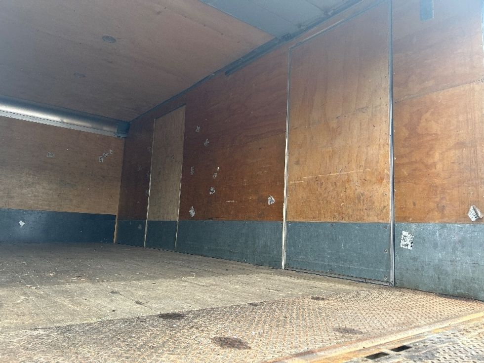 Medium Duty Box Truck-Light and Medium Duty Trucks-Freightliner-2019-M2-Norton-MA-170,938\n\t\tmiles-$ 31,000 - Image 11