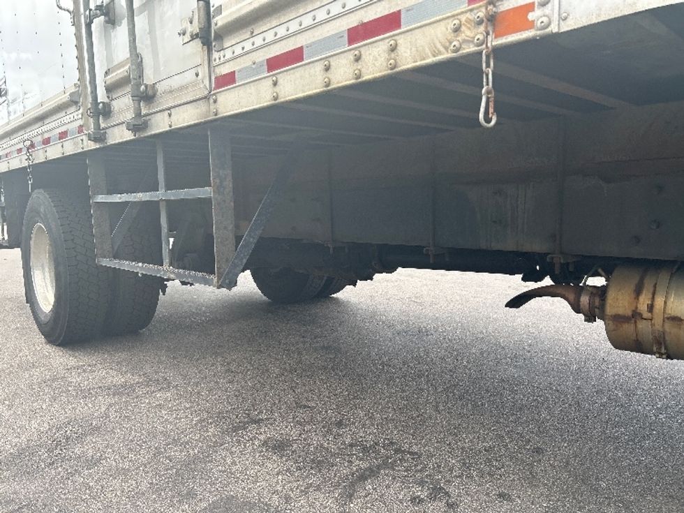 2019 Freightliner M2 106 Medium Duty photo 11