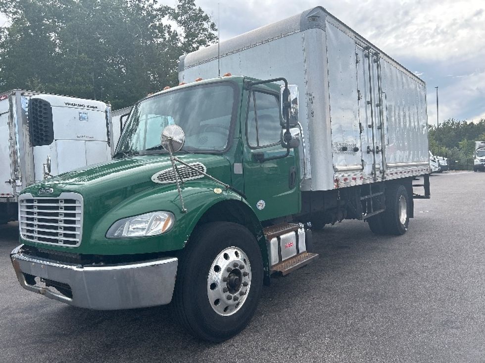 2019 Freightliner M2 106 Medium Duty photo 3