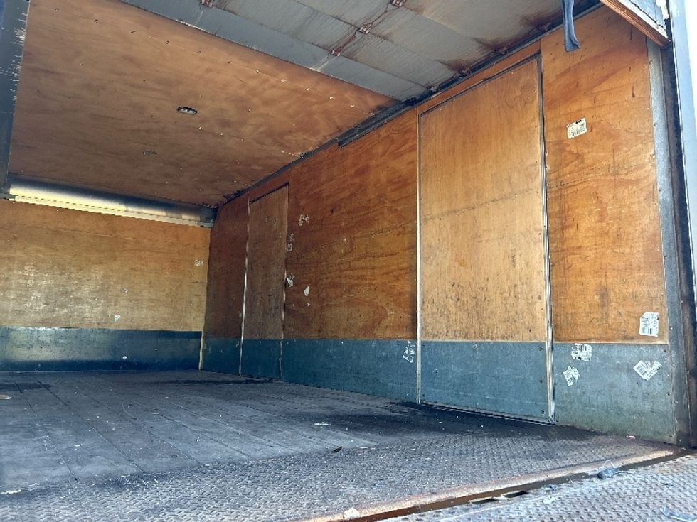 Medium Duty Box Truck-Light and Medium Duty Trucks-Freightliner-2019-M2-Norton-MA-171,203\n\t\tmiles-$ 31,000 - Image 12