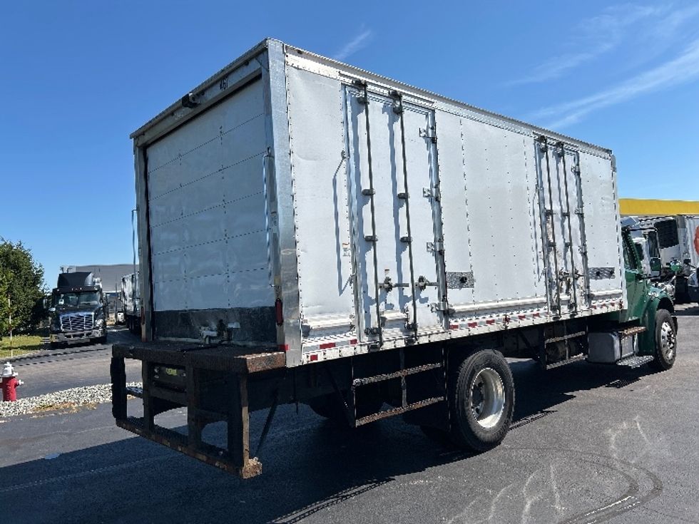 Medium Duty Box Truck-Light and Medium Duty Trucks-Freightliner-2019-M2-Norton-MA-171,203\n\t\tmiles-$ 31,000 - Image 13