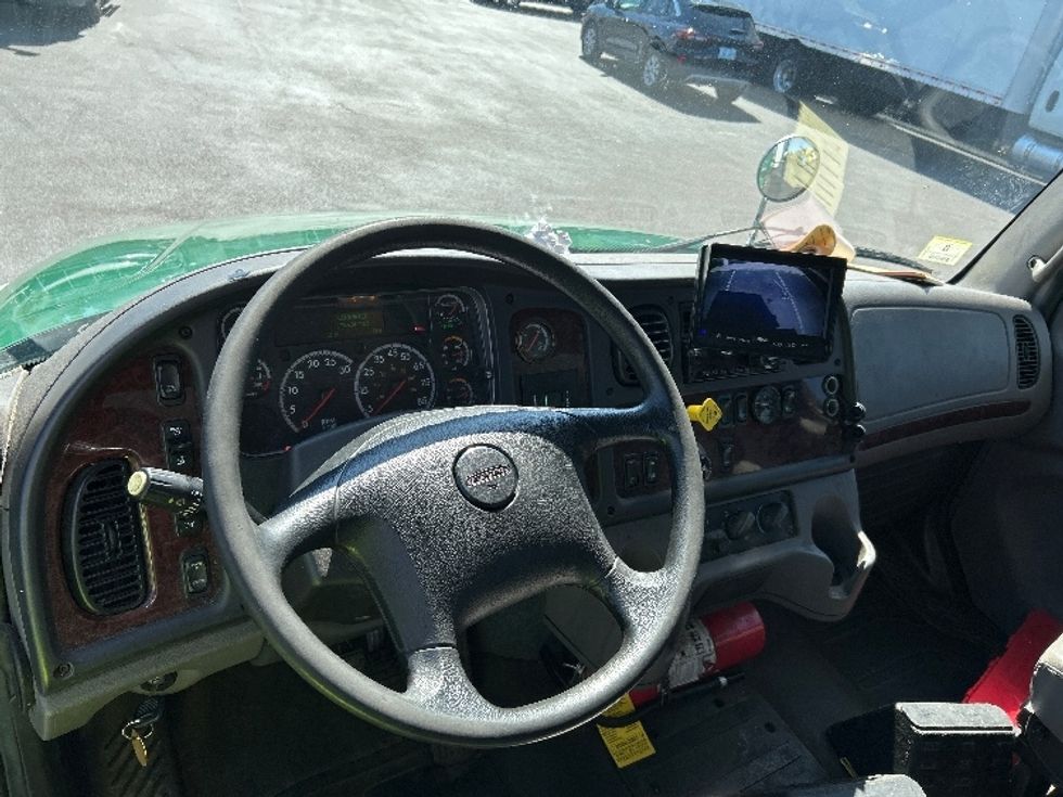 Medium Duty Box Truck-Light and Medium Duty Trucks-Freightliner-2019-M2-Norton-MA-171,203\n\t\tmiles-$ 31,000 - Image 18