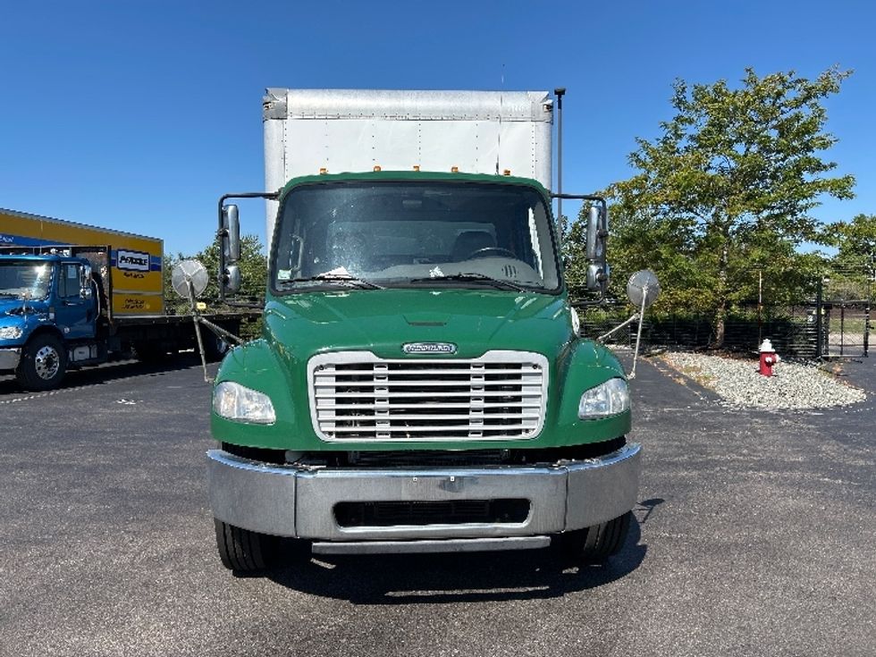 2019 Freightliner M2 106 Medium Duty photo 2