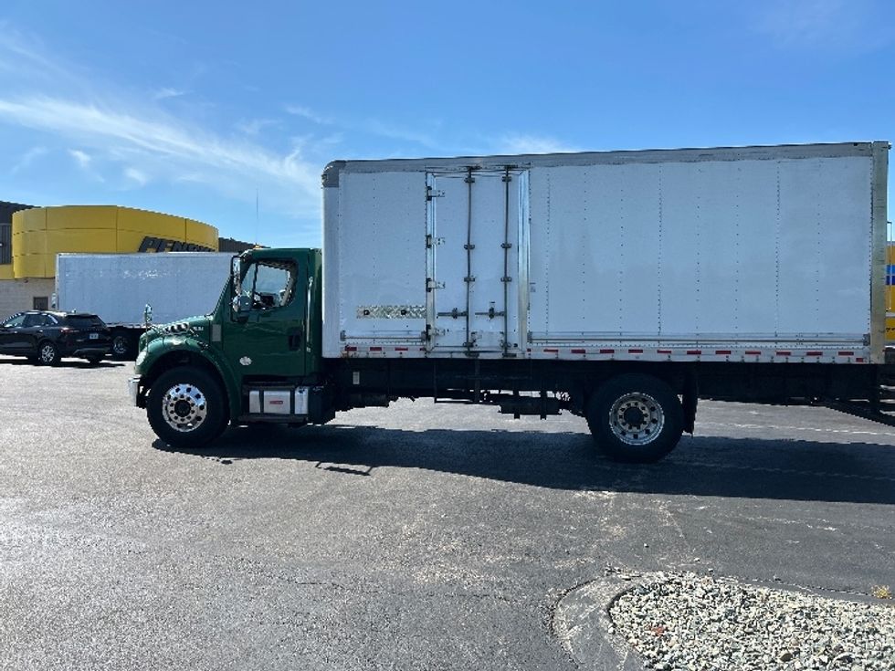 2019 Freightliner M2 106 Medium Duty photo 4