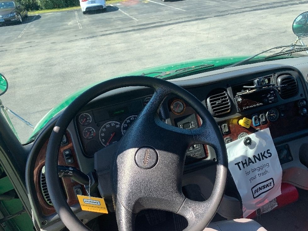 Medium Duty Box Truck-Light and Medium Duty Trucks-Freightliner-2019-M2-Norton-MA-173,165\n\t\tmiles-$ 30,750 - Image 18