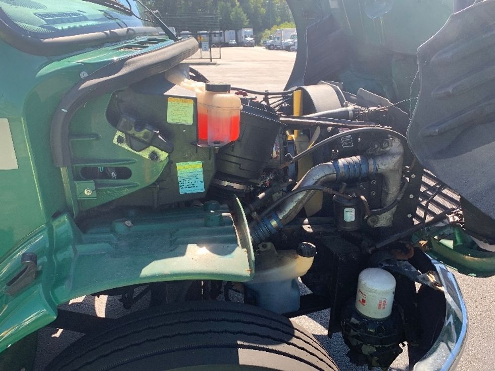 Medium Duty Box Truck-Light and Medium Duty Trucks-Freightliner-2019-M2-Norton-MA-173,165\n\t\tmiles-$ 30,750 - Image 23