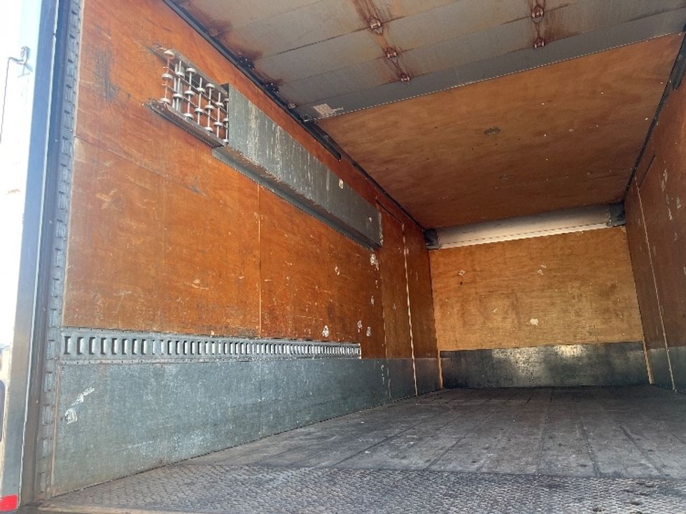 Medium Duty Box Truck-Light and Medium Duty Trucks-Freightliner-2019-M2-Norton-MA-173,667\n\t\tmiles-$ 30,500 - Image 11