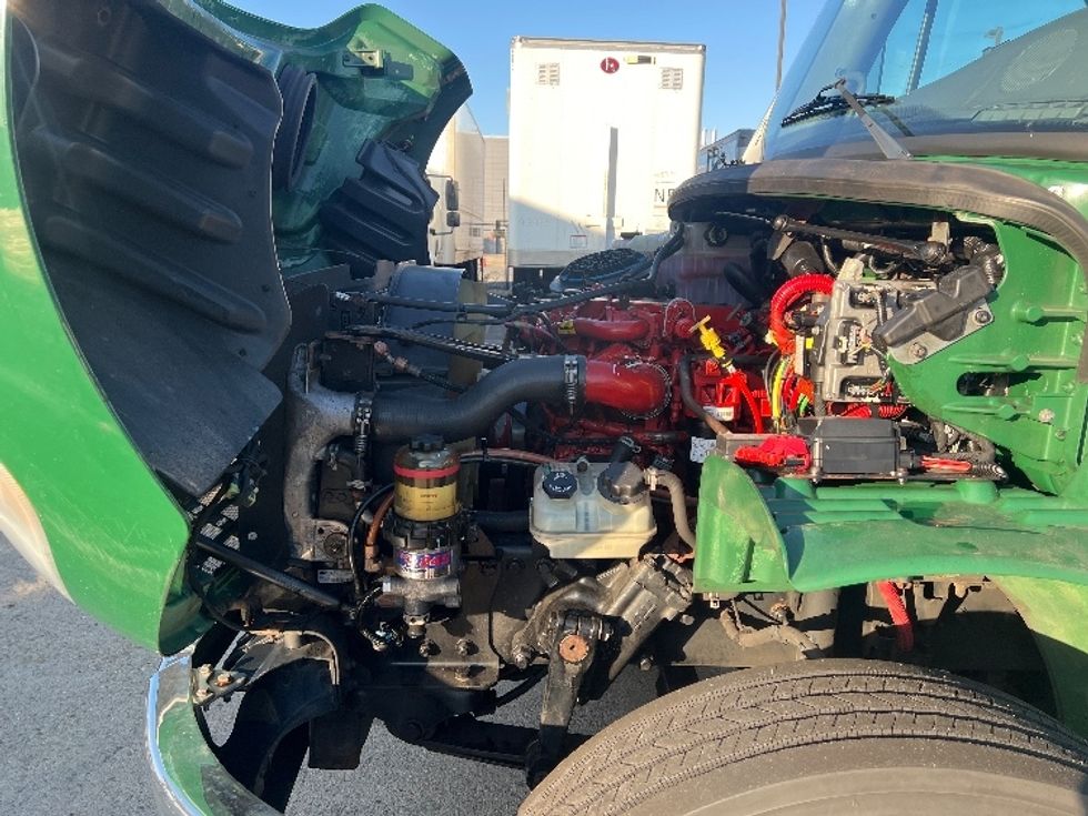 Medium Duty Box Truck-Light and Medium Duty Trucks-Freightliner-2019-M2-Norton-MA-173,667\n\t\tmiles-$ 30,500 - Image 24