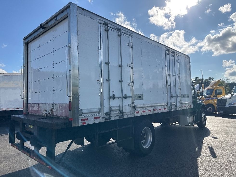Medium Duty Box Truck-Light and Medium Duty Trucks-Freightliner-2019-M2-Norton-MA-174,775\n\t\tmiles-$ 30,500 - Image 12