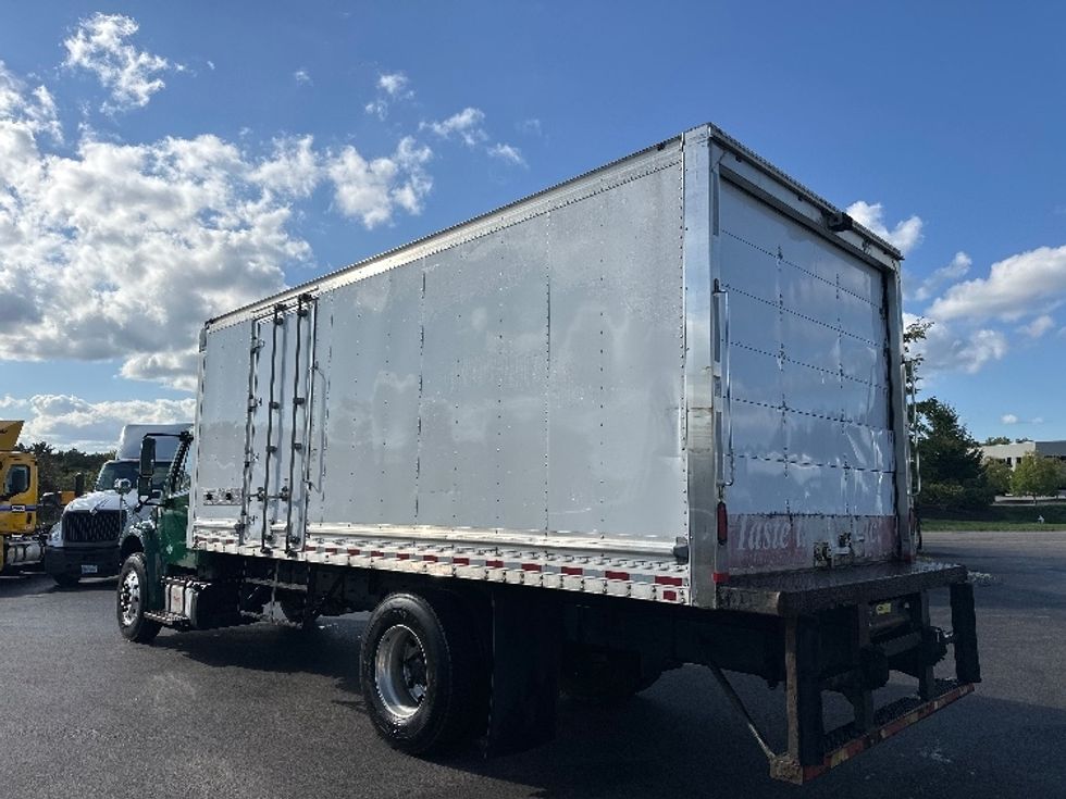 Medium Duty Box Truck-Light and Medium Duty Trucks-Freightliner-2019-M2-Norton-MA-174,775\n\t\tmiles-$ 30,500 - Image 6