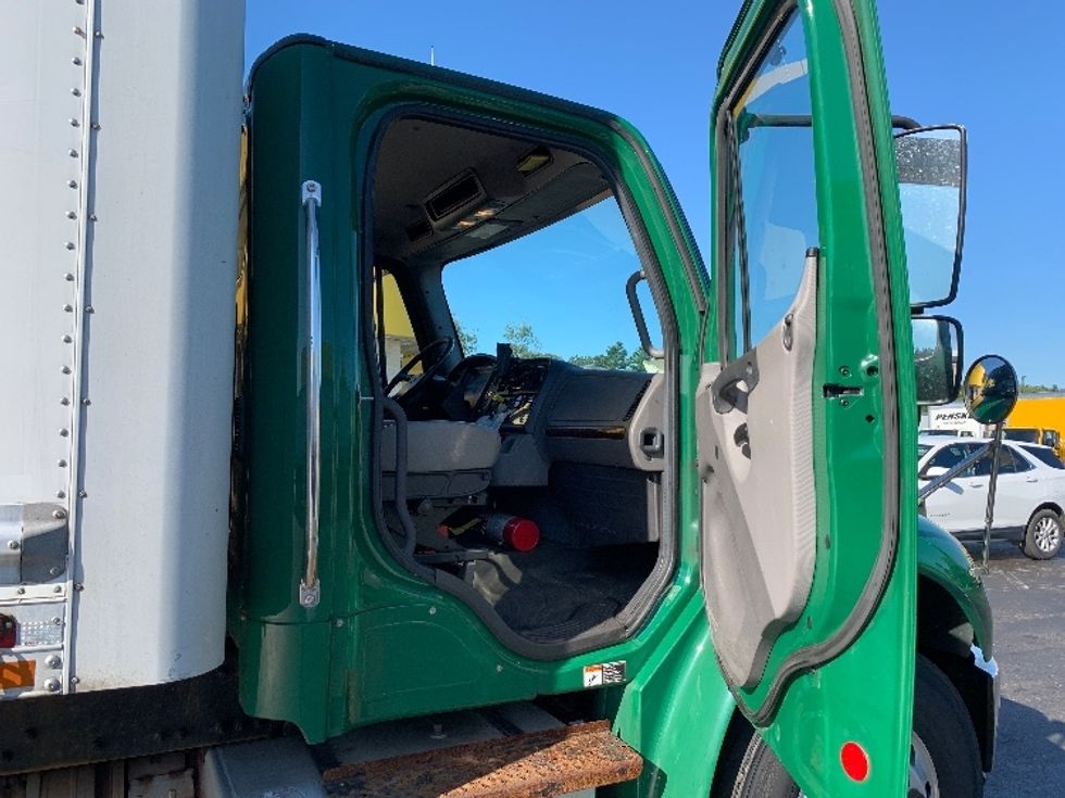 Medium Duty Box Truck-Light and Medium Duty Trucks-Freightliner-2019-M2-Norton-MA-175,851\n\t\tmiles-$ 30,000 - Image 20