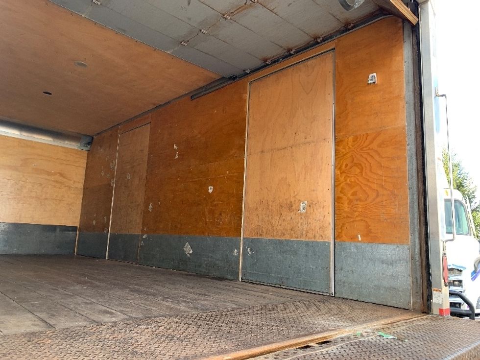 Medium Duty Box Truck-Light and Medium Duty Trucks-Freightliner-2019-M2-Norton-MA-179,490\n\t\tmiles-$ 30,000 - Image 11