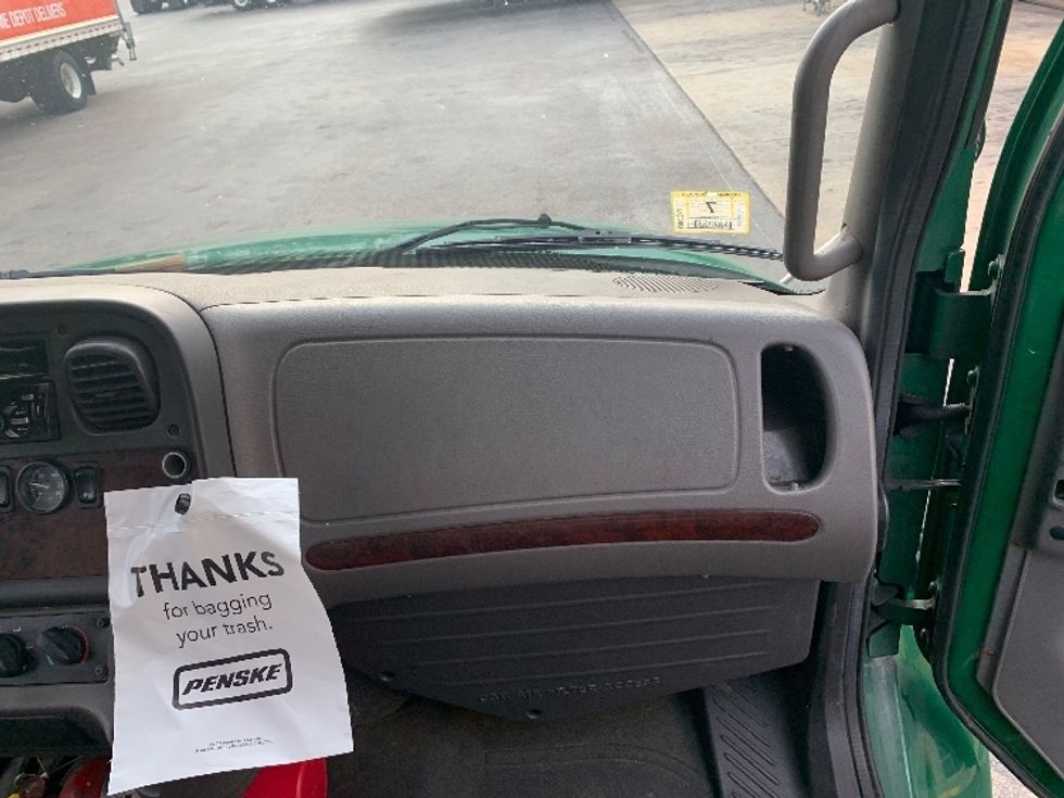 Medium Duty Box Truck-Light and Medium Duty Trucks-Freightliner-2019-M2-Norton-MA-181,953\n\t\tmiles-$ 29,750 - Image 21