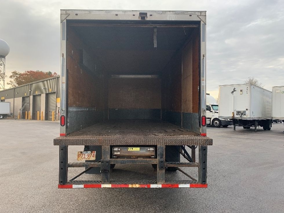 Medium Duty Box Truck-Light and Medium Duty Trucks-Freightliner-2019-M2-Norton-MA-181,953\n\t\tmiles-$ 29,750 - Image 9