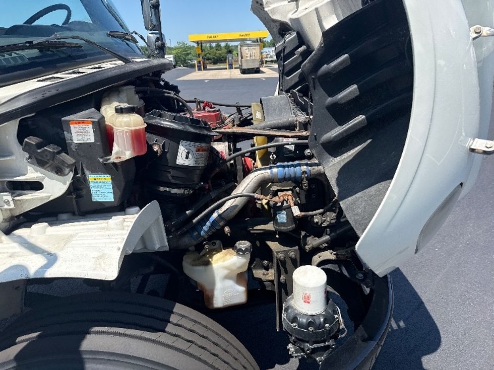 Medium Duty Box Truck-Light and Medium Duty Trucks-Freightliner-2019-M2-Norton-MA-210,662\n\t\tmiles-$ 44,500 - Image 19
