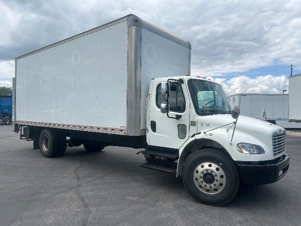 Medium Duty Box Truck-Light and Medium Duty Trucks-Freightliner-2019-M2-Obetz-OH-120,278\n\t\tmiles-$ 53,750 - Image 1