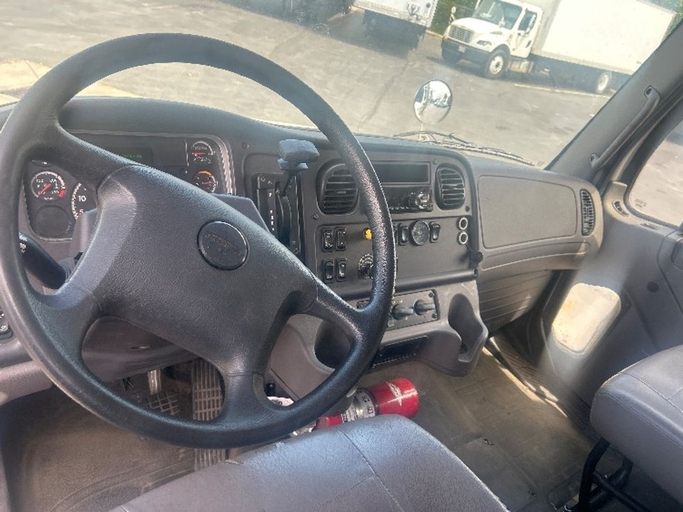 Medium Duty Box Truck-Light and Medium Duty Trucks-Freightliner-2019-M2-Obetz-OH-120,278\n\t\tmiles-$ 53,750 - Image 17