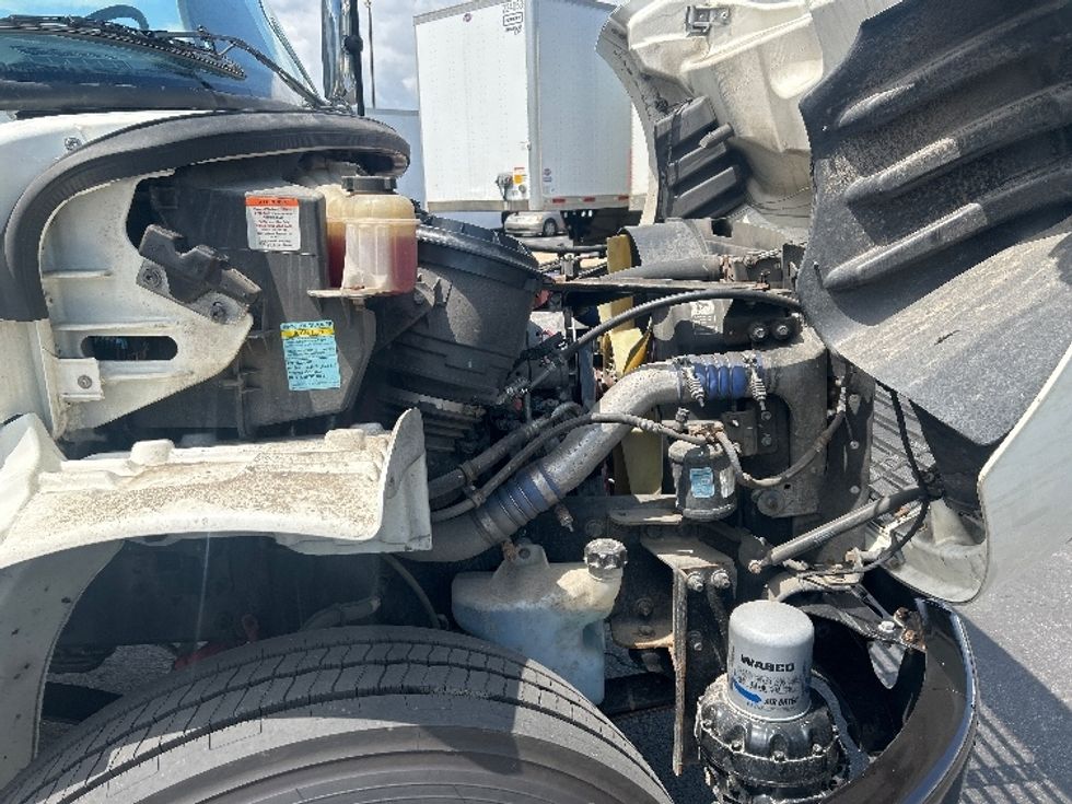 Medium Duty Box Truck-Light and Medium Duty Trucks-Freightliner-2019-M2-Obetz-OH-120,278\n\t\tmiles-$ 53,750 - Image 23