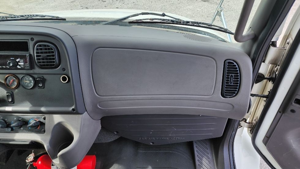 Medium Duty Box Truck-Light and Medium Duty Trucks-Freightliner-2019-M2-Ocala-FL-217,948\n\t\tmiles-$ 45,750 - Image 21